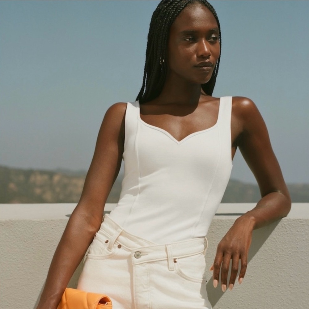 Abercrombie & Fitch Sweetheart Neck White Bodysuit